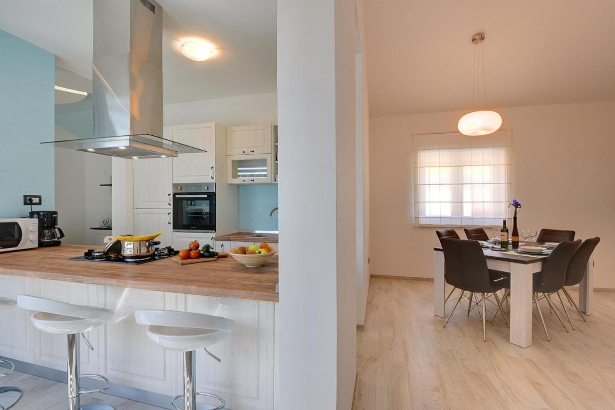 Villa Sunny Home Vodnjan Exteriör bild